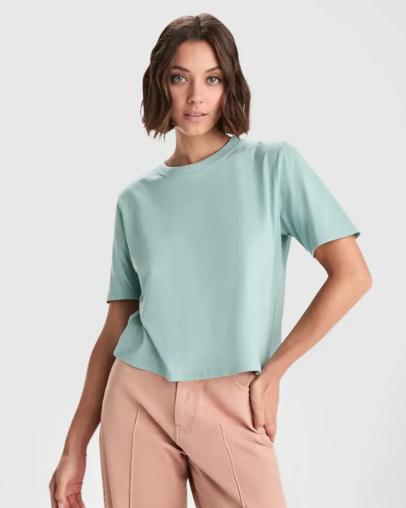 CAMISETA DOMINICA WOMAN · MC · TALLE CORTO Y HOLGADO · 100% ALGODON · [170g]